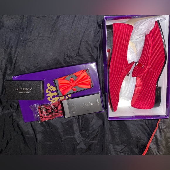 Beige Suit with belts, shoes and bow ties - Picture 6 of 15